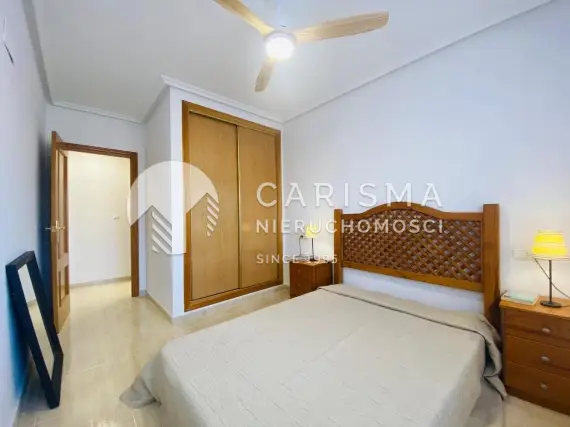 (12) Odnowiony apartament w Villamartín z tarasem, basenem i parkingiem podziemnym
