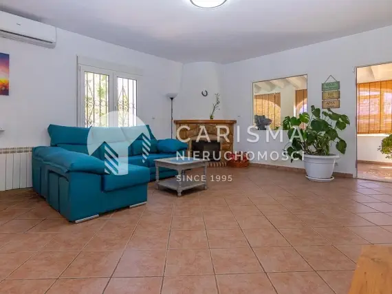 (11) Parterowy dom w śródziemnomorskim stylu, Denia