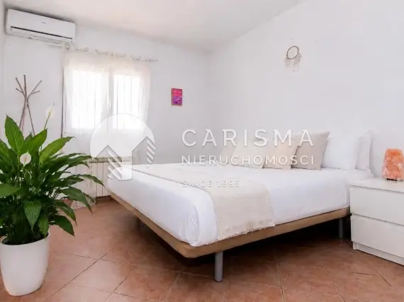 (18) Parterowy dom w śródziemnomorskim stylu, Denia
