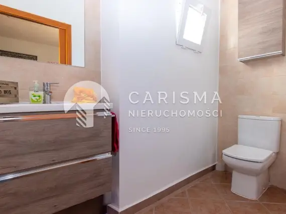 (24) Parterowy dom w śródziemnomorskim stylu, Denia