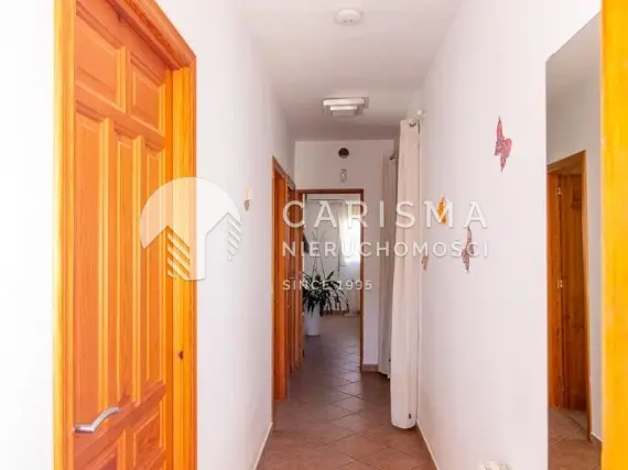 (26) Parterowy dom w śródziemnomorskim stylu, Denia