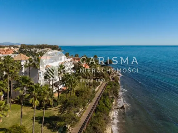 (25) Luksusowy apartament w pierwszej linii brzegowej z widokiem na morze, Estepona