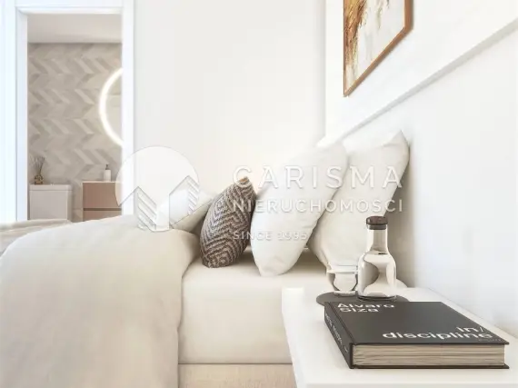 (15) Nowoczesne apartamenty w Las Lagunas de Mijas