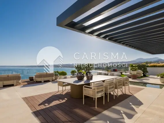 Luksusowe apartamenty w pierwszej linii brzegowej w Esteponie – Costa del Sol 2