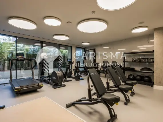 (14) Luksusowe apartamenty w pierwszej linii brzegowej w Esteponie – Costa del Sol
