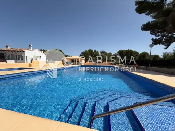 (4) Urokliwy bungalow na jednym poziomie, Moraira, Costa Blanca Północ