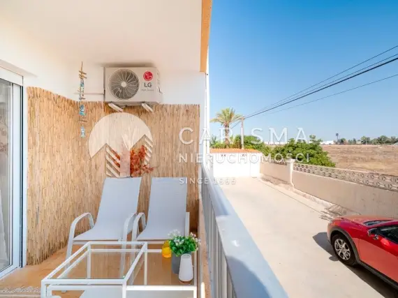 (26) Odnowiony apartament z widokiem na morze, Punta Prima