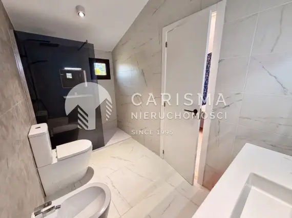 (24) Piękny penthouse przy polu golfowym w Las Ramblas na Orihuela Costa