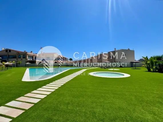 (39) Apartament w bardzo dobrej lokalizacji, w La Zenia na Orihuela Costa