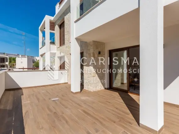 (16) Nowe i nowoczesne apartamenty w budowie z widokiem na lagunę w Torrevieja