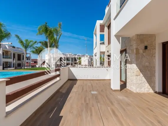 (18) Nowe i nowoczesne apartamenty w budowie z widokiem na lagunę w Torrevieja