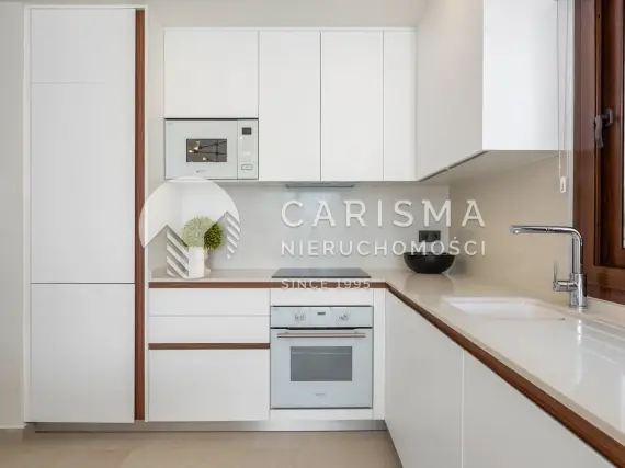 (37) Nowe i nowoczesne apartamenty w budowie z widokiem na lagunę w Torrevieja