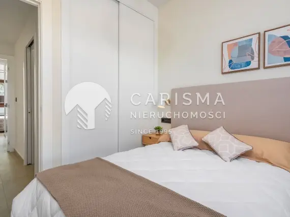 (44) Nowe i nowoczesne apartamenty w budowie z widokiem na lagunę w Torrevieja