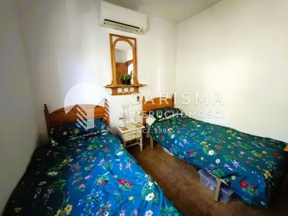 (50) Penthouse z dachowym tarasem  oraz widokiem na pole glfowe w Villamartin