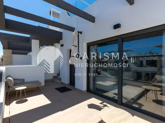 (4) Penthouse w bardzo dobrej lokalizacji, w Punta Prima