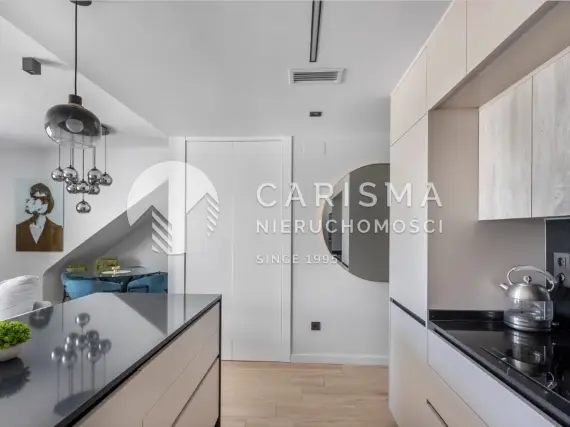 (13) Penthouse w bardzo dobrej lokalizacji, w Punta Prima