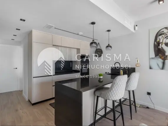 (14) Penthouse w bardzo dobrej lokalizacji, w Punta Prima