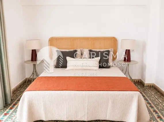 (33) Przestronny apartament w pierwszej linii brzegowej, Altea