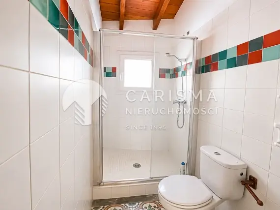 (39) Przestronny apartament w pierwszej linii brzegowej, Altea
