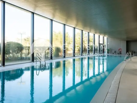 (4) Nowoczesny i luksusowy apartament w pierwszej linii brzegowej w Esteponie, Costa del Sol