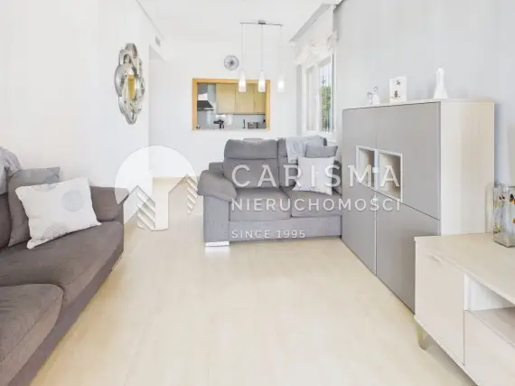 (32) Apartament gotowy do zamieszkania, przy polu golfowym w Los Alcazares