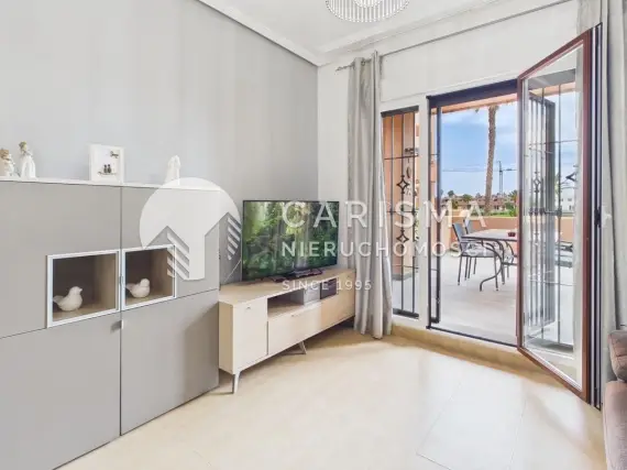 (33) Apartament gotowy do zamieszkania, przy polu golfowym w Los Alcazares